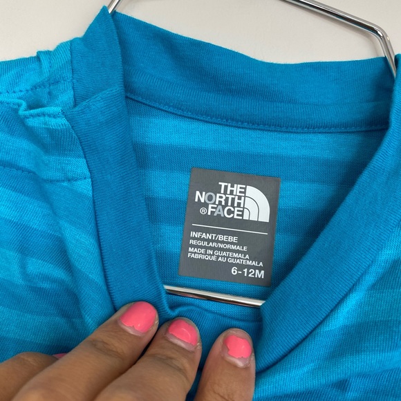 NEW North Face Infant 6-12M Blue Striped Tee - Picture 4 of 6